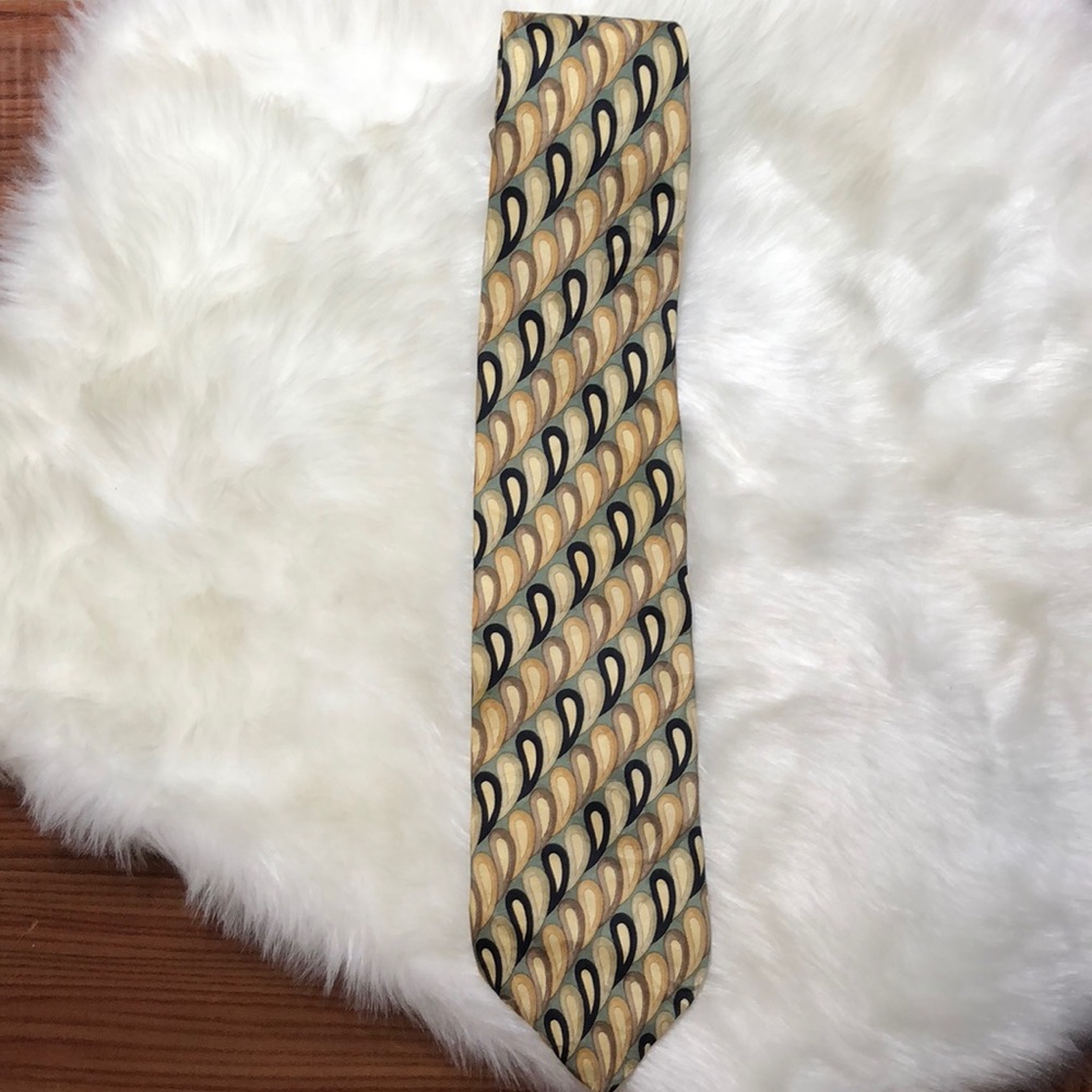 J. RIGGINGS Droplet Design Silk Necktie